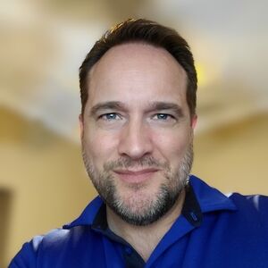 Meet your Posher, Troy